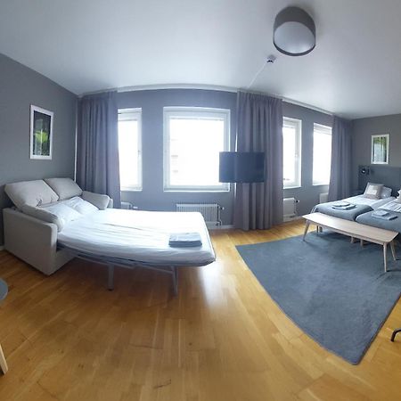 Hotel Bishops Arms Мора Екстериор снимка