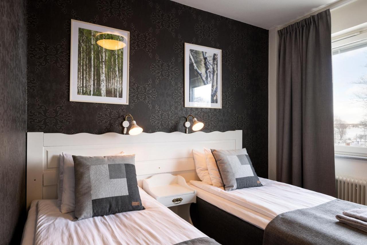 Hotel Bishops Arms Мора Екстериор снимка