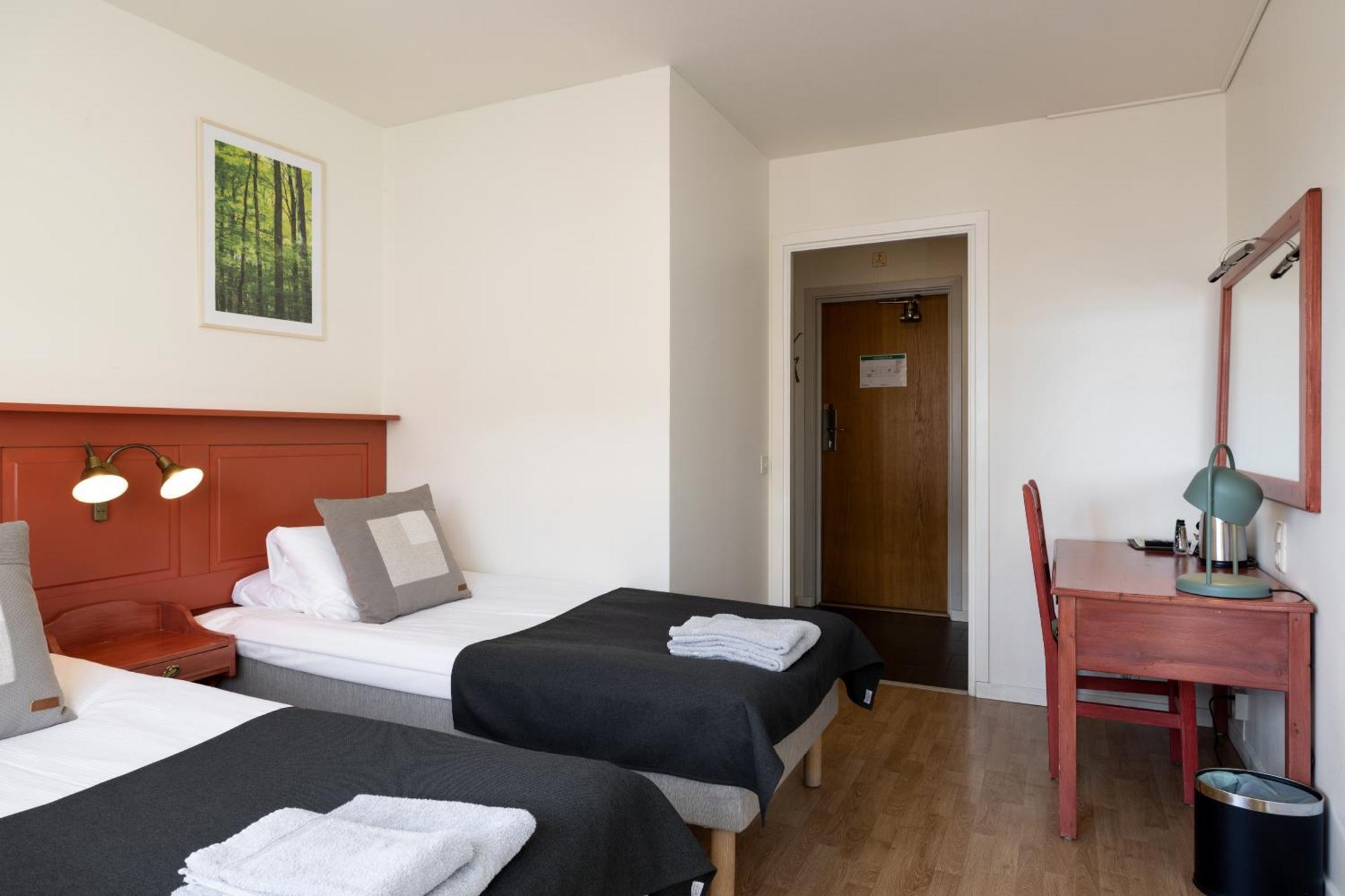 Hotel Bishops Arms Мора Стая снимка
