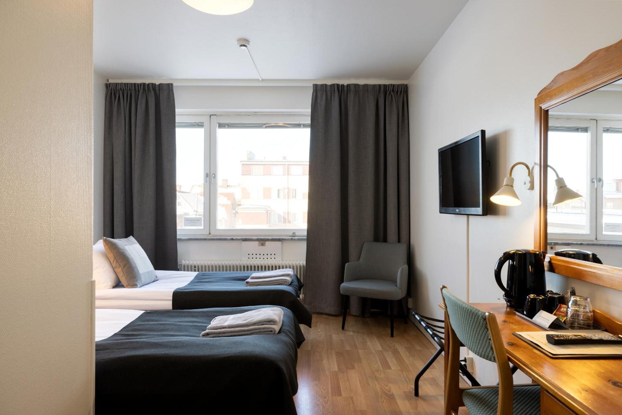 Hotel Bishops Arms Мора Стая снимка